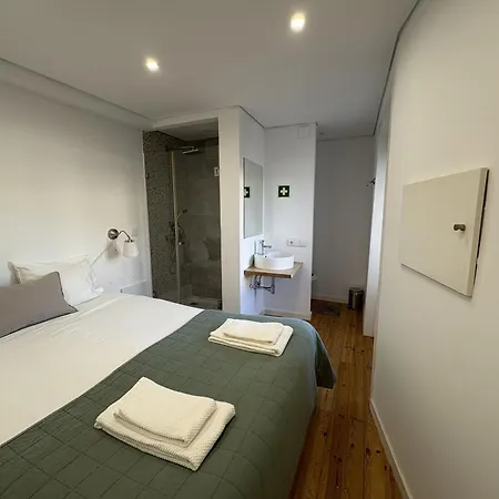 بيت خشبي Chiado Hill *
